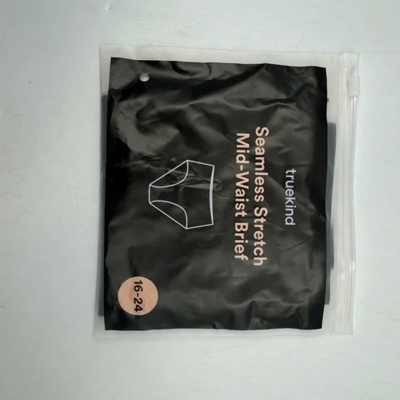 2 Pair Seamless Stretch Mid Waist Brief 16-24 1 Black 1 Tan - Picture 7 of 8